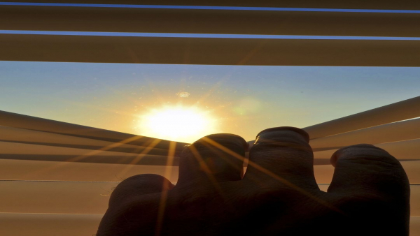 求職者必見｜安定して働ける介護施設の求人チェックポイント